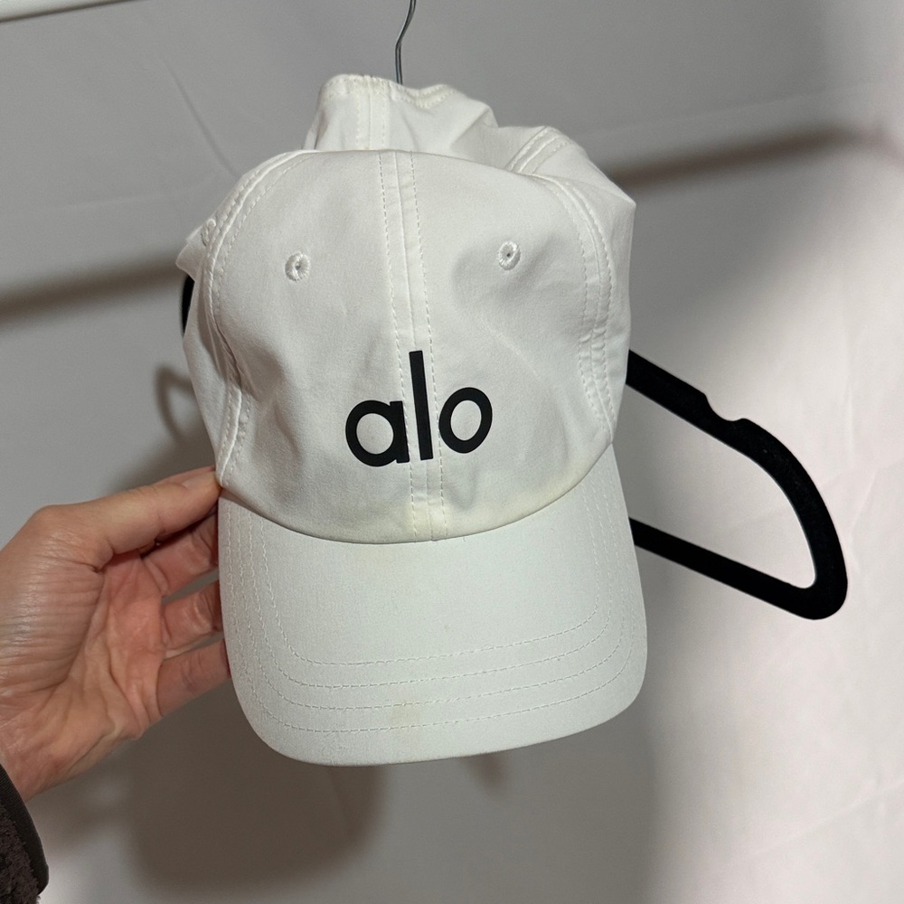 ALO Yoga White Hat